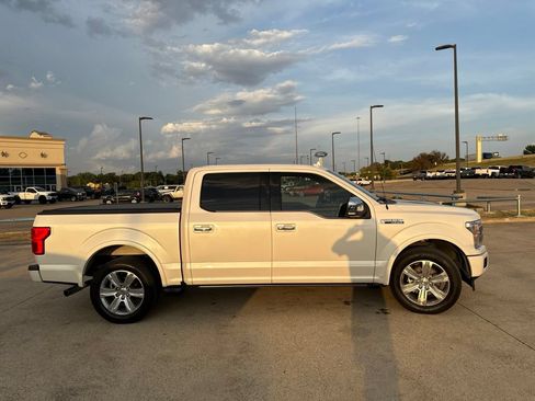 Used 2018 Ford F150 Platinum w/ Equipment Group 701A Luxury RWD image 16