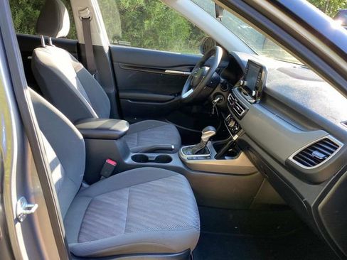 Used 2023 Kia Seltos LX AWD/4WD image 34