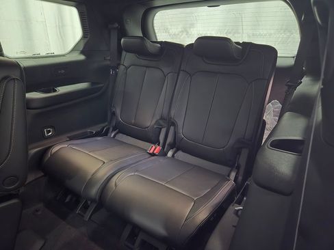 New 2025 Jeep Grand Cherokee L Limited w/ Trailer Tow Package image 24