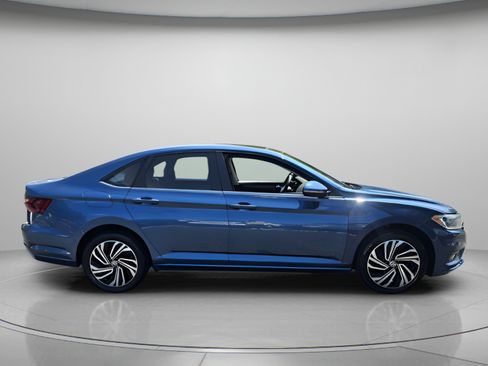 Used 2020 Volkswagen Jetta SEL Premium FWD image 6