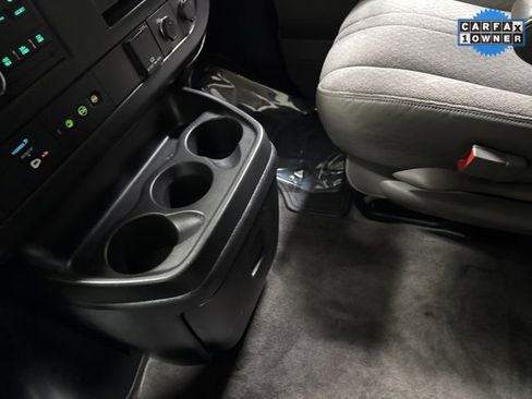 Used 2016 Chevrolet Express 2500 LS image 16