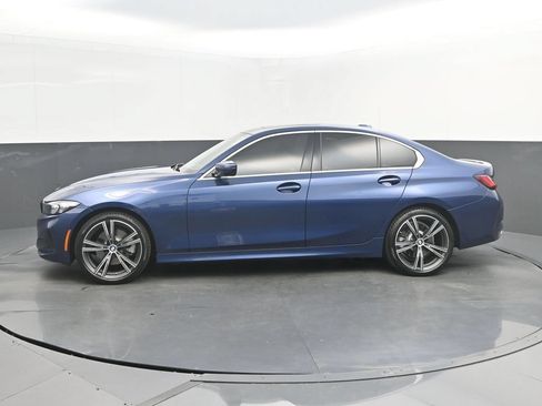 Used 2024 BMW 330i Sedan w/ Premium Package RWD image 2