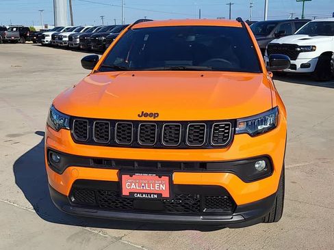 New 2026 Jeep Compass Latitude AWD/4WD image 3