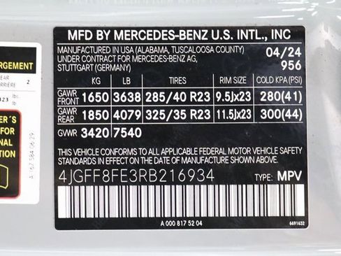 Used 2024 Mercedes-Benz GLS 580 4MATIC image 36