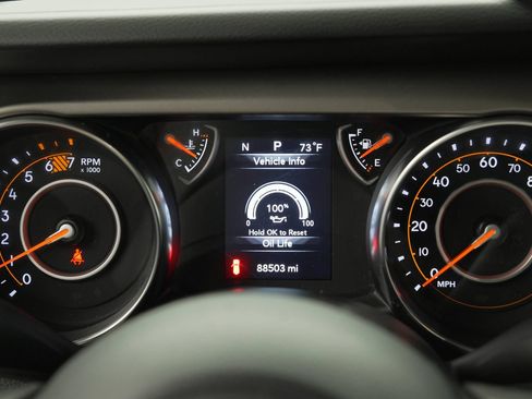 Used 2021 Jeep Wrangler Unlimited Sport AWD/4WD image 21
