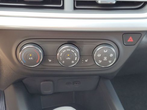 New 2026 Chevrolet Trax RS image 25