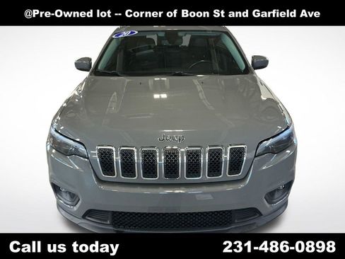 Used 2020 Jeep Cherokee Latitude Plus w/ Comfort/Convenience Group AWD/4WD image 8