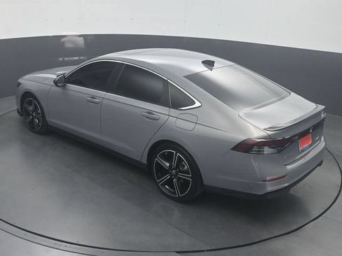 Used 2025 Honda Accord Sport image 23