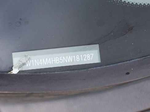 Certified 2022 Mercedes-Benz GLB 250 4MATIC image 27