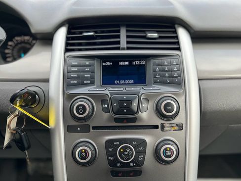 Used 2013 Ford Edge SEL image 27