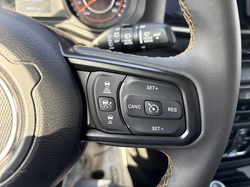 Used 2024 Jeep Wrangler Unlimited Sport AWD/4WD image 25