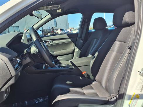 Used 2024 Honda Civic Sport image 11