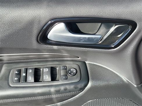 Certified 2021 Dodge Durango SXT image 16