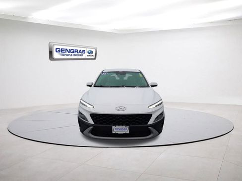 Used 2022 Hyundai Kona SE image 2