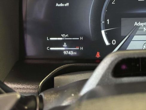 Used 2025 Lexus GX 550 w/ Accessory Package (Z1) image 26