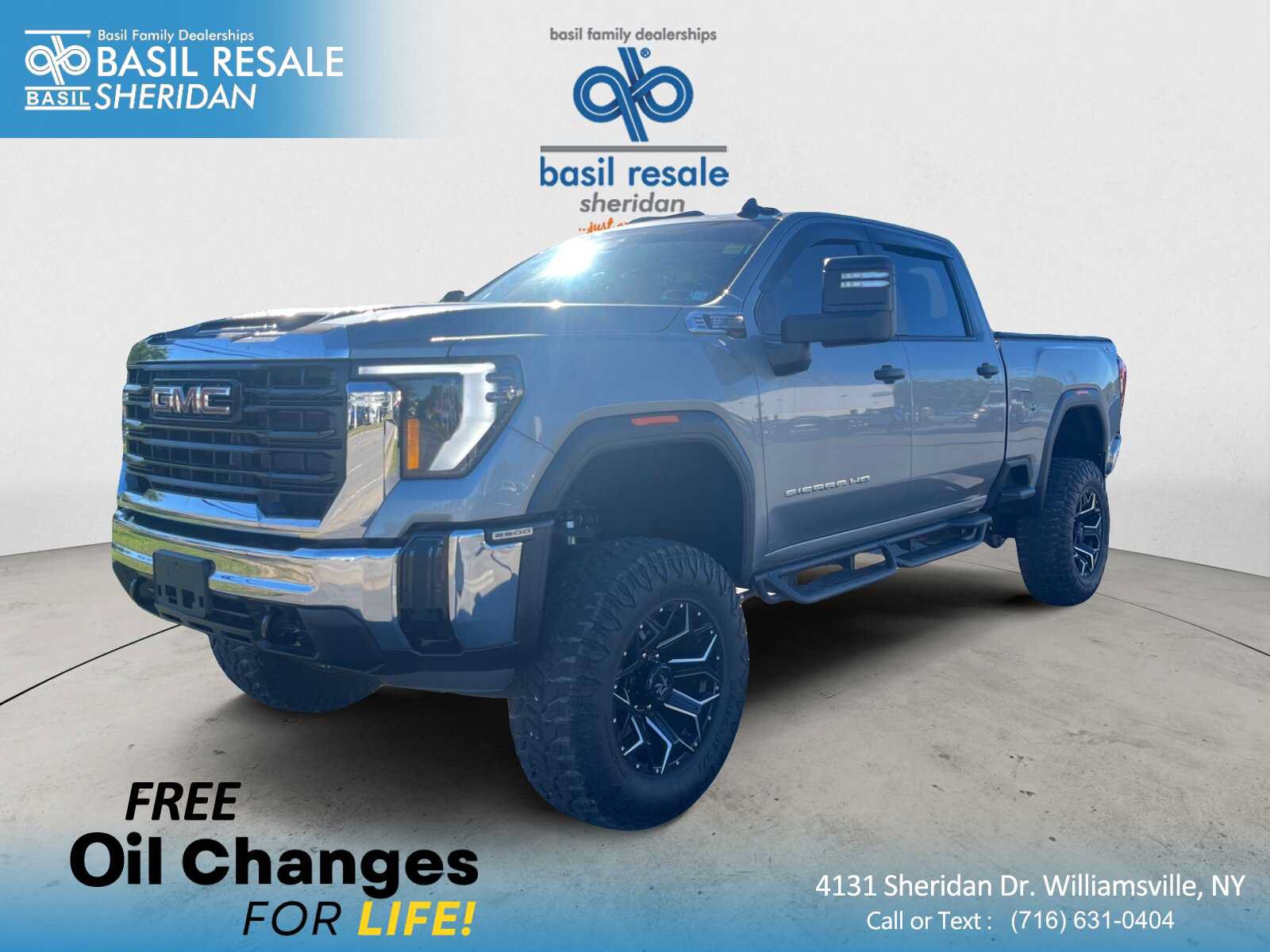 Used 2025 GMC Sierra 2500 Pro AWD/4WD image 1