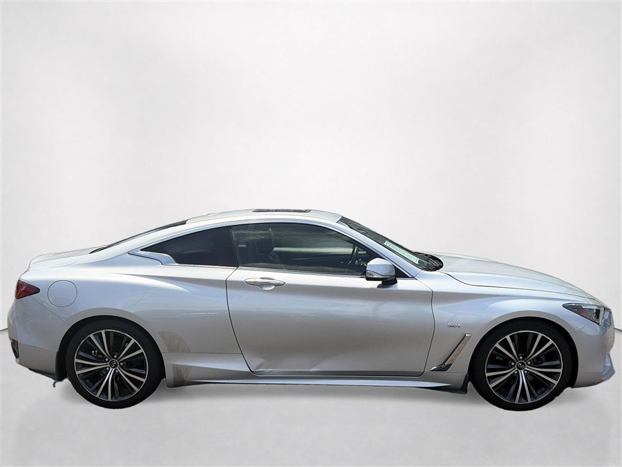 Used 2018 INFINITI Q60 3.0t Luxe w/ Sensory Package 3.0T Luxe RWD image 5