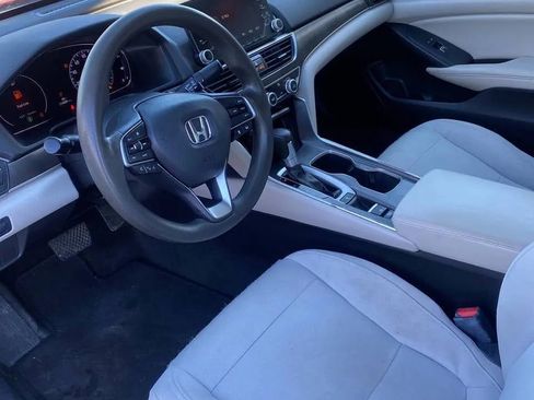 Used 2019 Honda Accord LX image 10