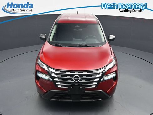 Used 2024 Nissan Rogue S AWD/4WD image 19