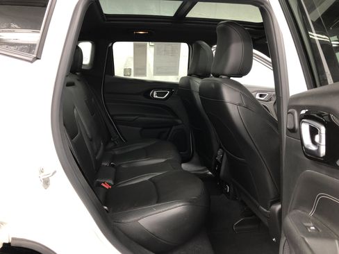 Certified 2024 Jeep Compass Limited w/ High Altitude Package image 11