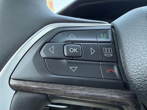 Used 2023 Jeep Grand Cherokee L Limited w/ Luxury Tech Group II image 23