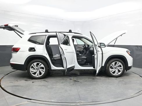 Used 2023 Volkswagen Atlas SE AWD/4WD image 41