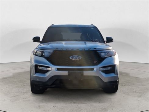 Used 2020 Ford Explorer ST w/ ST Street Pack image 8