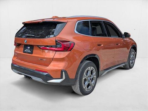 New 2025 BMW X1 xDrive28i w/ Technology Package image 4