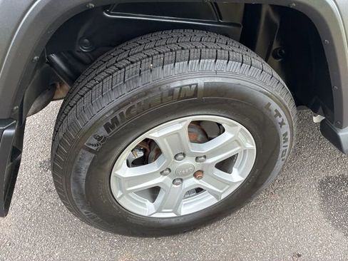 Used 2020 Jeep Wrangler Unlimited Sport S image 40