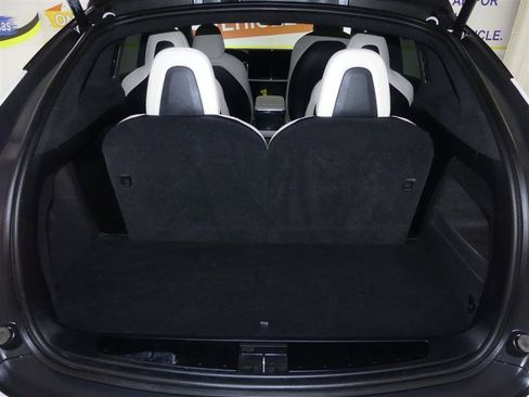Used 2022 Tesla Model X AWD/4WD image 30