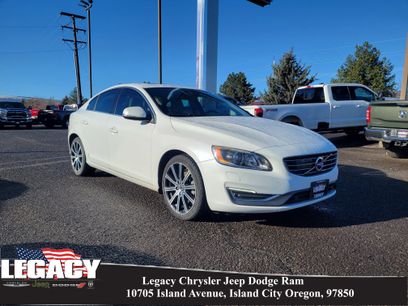Used 2015 Volvo S60 T5 Platinum
