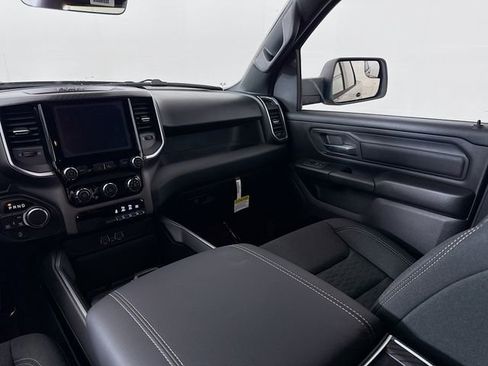 New 2026 RAM 1500 Express AWD/4WD image 21