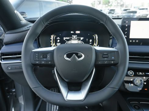 Certified 2026 INFINITI QX60 Sport w/ Dark Cargo Package AWD/4WD image 9