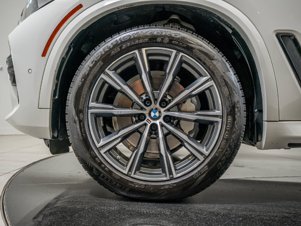 Used 2022 BMW X5 xDrive40i w/ M Sport Package AWD/4WD image 10