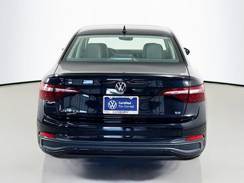 Used 2023 Volkswagen Jetta SE w/ Panoramic Sunroof Package FWD image 10
