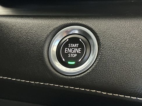 Certified 2023 Cadillac Escalade Sport AWD/4WD image 31