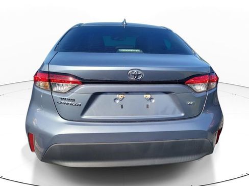 Used 2023 Toyota Corolla LE FWD image 6