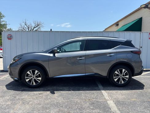 Used 2023 Nissan Murano SV AWD/4WD image 2