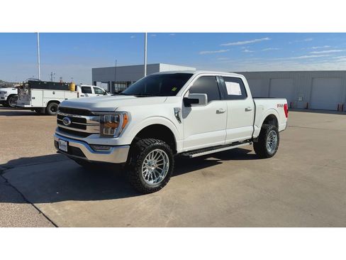Used 2022 Ford F150 Lariat w/ Trailer Tow Package image 4