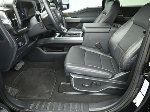 Used 2024 Ford F250 Lariat w/ Sport Appearance Package image 10