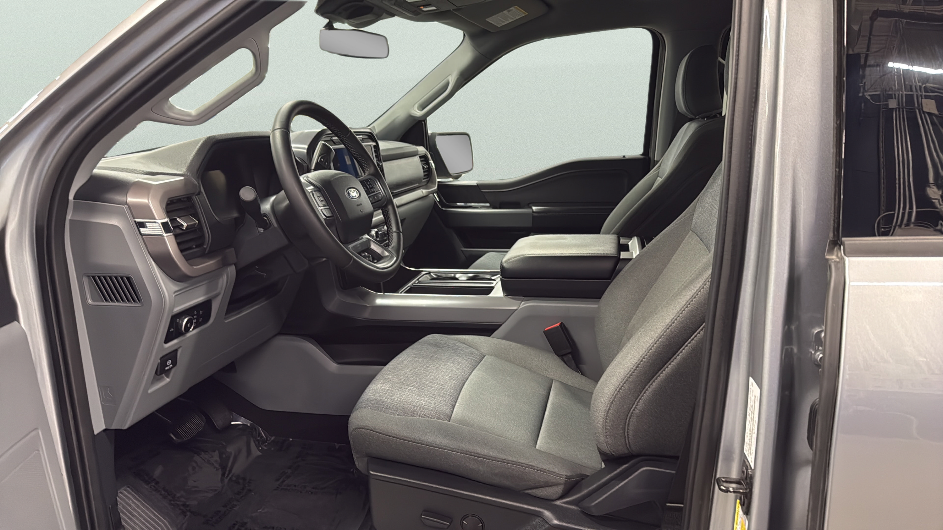 Certified 2024 Ford F150 XLT w/ Mobile Office Package AWD/4WD image 10
