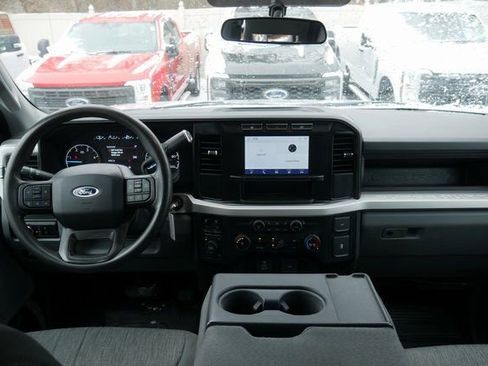 Used 2023 Ford F450 XL w/ Snow Plow/Camper Package AWD/4WD image 4