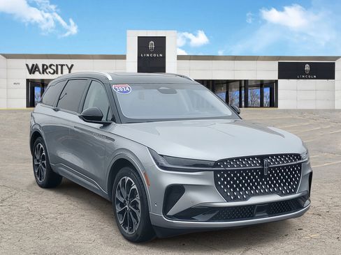 Certified 2024 Lincoln Nautilus Reserve w/ Equipment Group 202A image 1