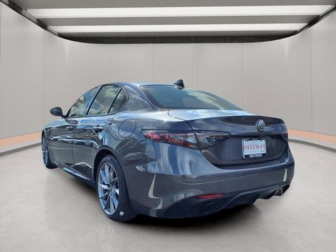 New 2025 Alfa Romeo Giulia image 5