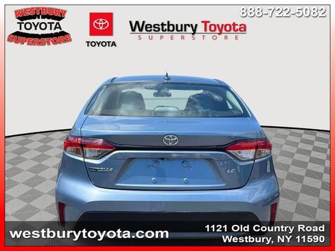 Used 2021 Toyota Corolla LE FWD image 7