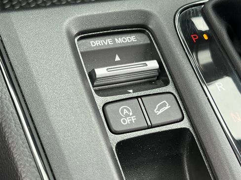 Used 2023 Honda CR-V LX image 25
