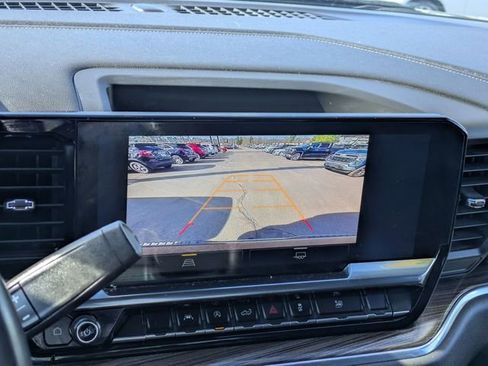 Used 2023 Chevrolet Silverado 1500 LT image 22