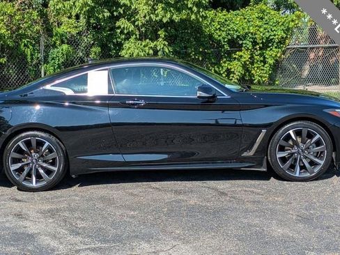 Used 2022 INFINITI Q60 3.0t Luxe w/ Essential Package image 2