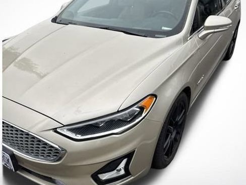 Used 2019 Ford Fusion Titanium FWD image 2