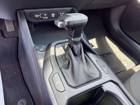 New 2026 Kia K4 FWD image 12